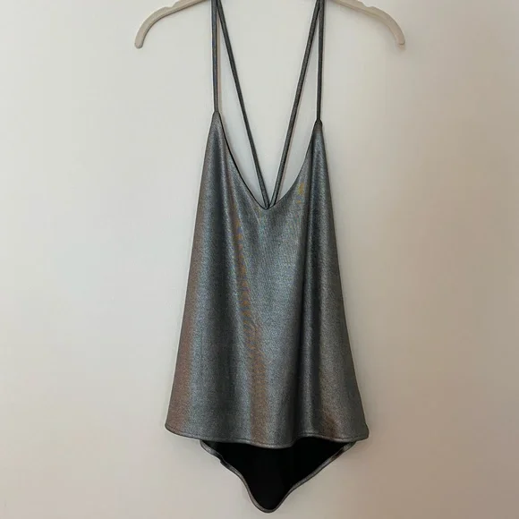 Revolve BY THE WAY metalic top - Picture 3 of 5